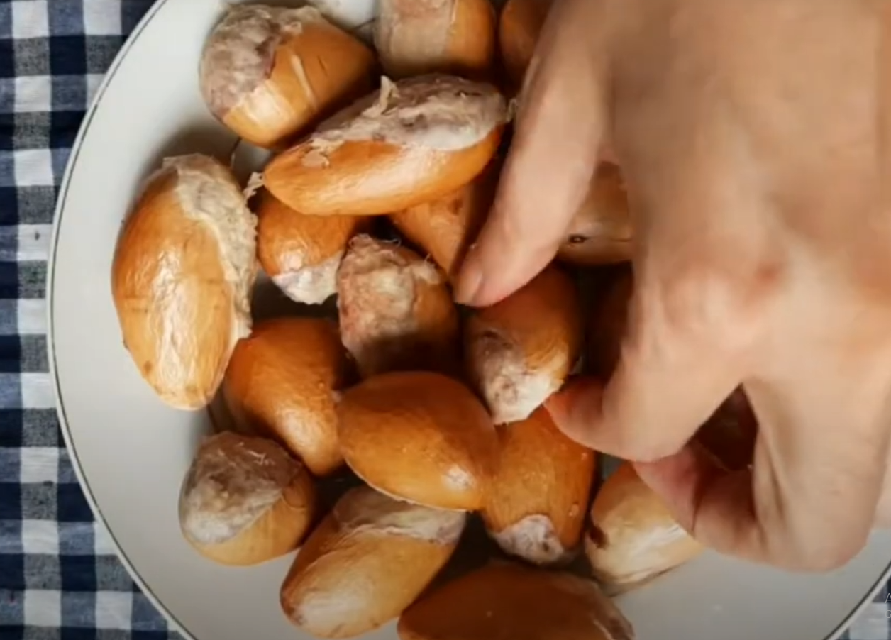 Hạt sầu riêng có ăn được không